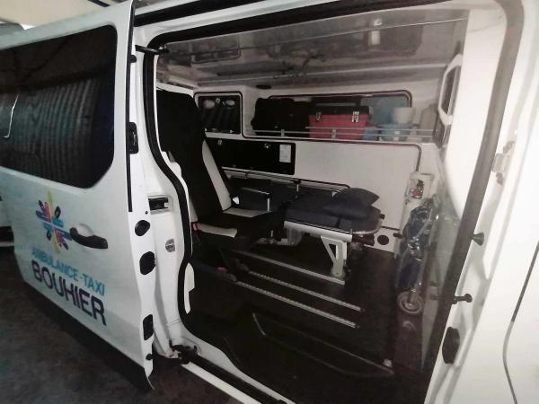 Transport en ambulance au Champs-Saint-Pere